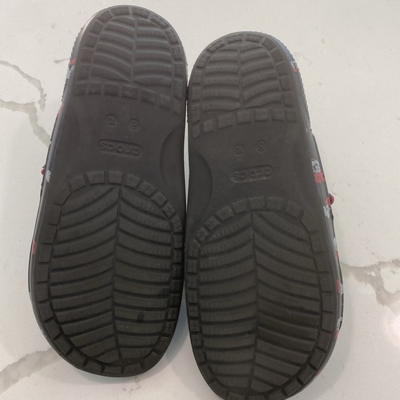 Disney Minnie Mouse Crocs - Picture 6 of 6